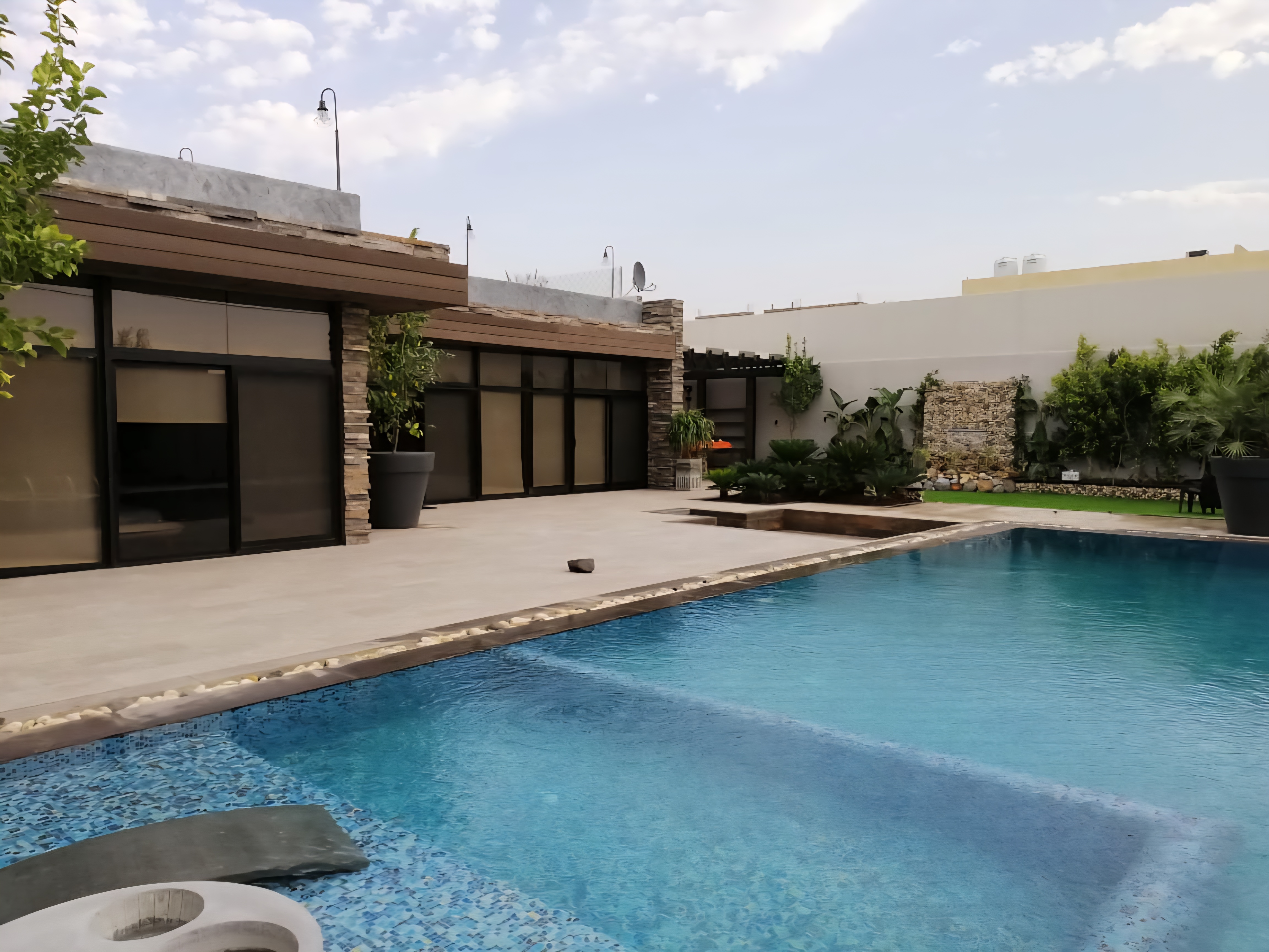 Public Security Chalets detail view